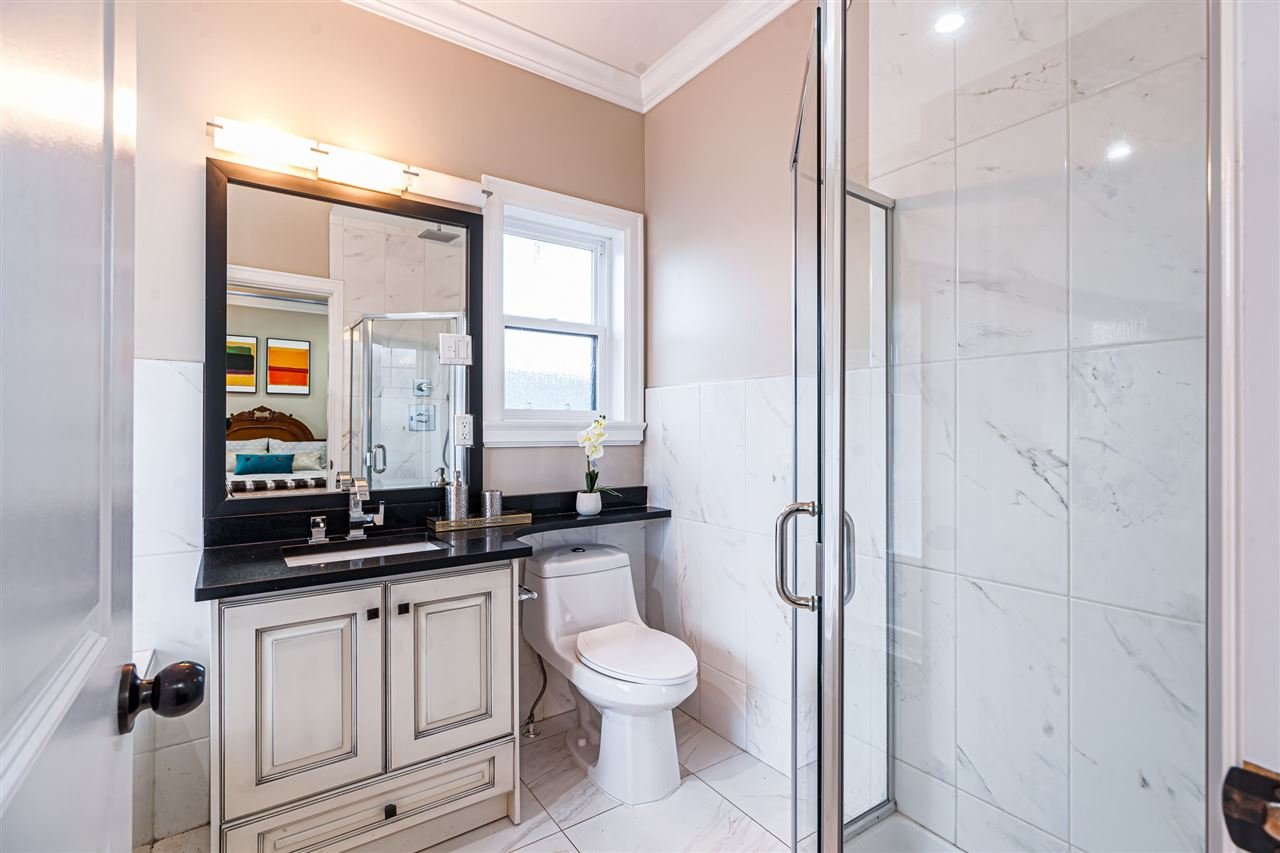 119 E 59th Ave