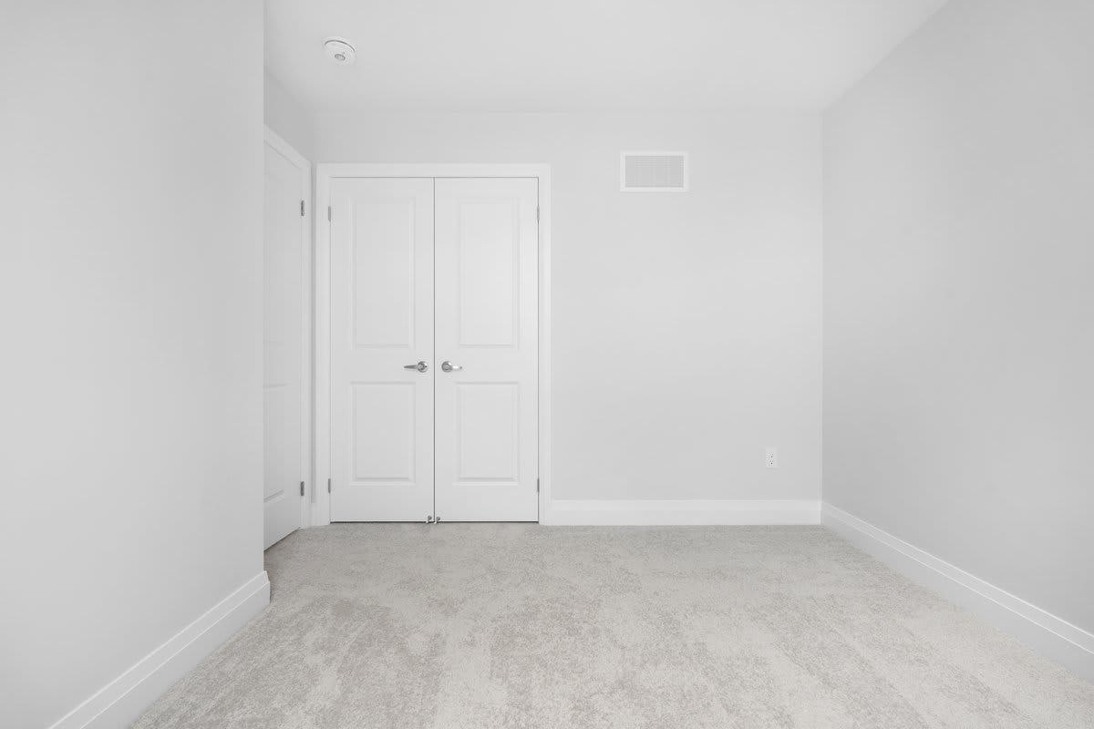 257 Harwood Ave