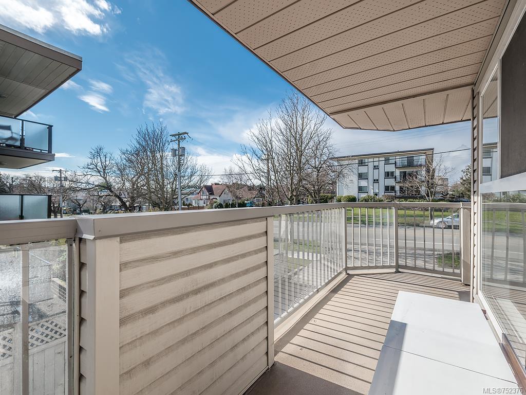 203-445 Cook St, Victoria