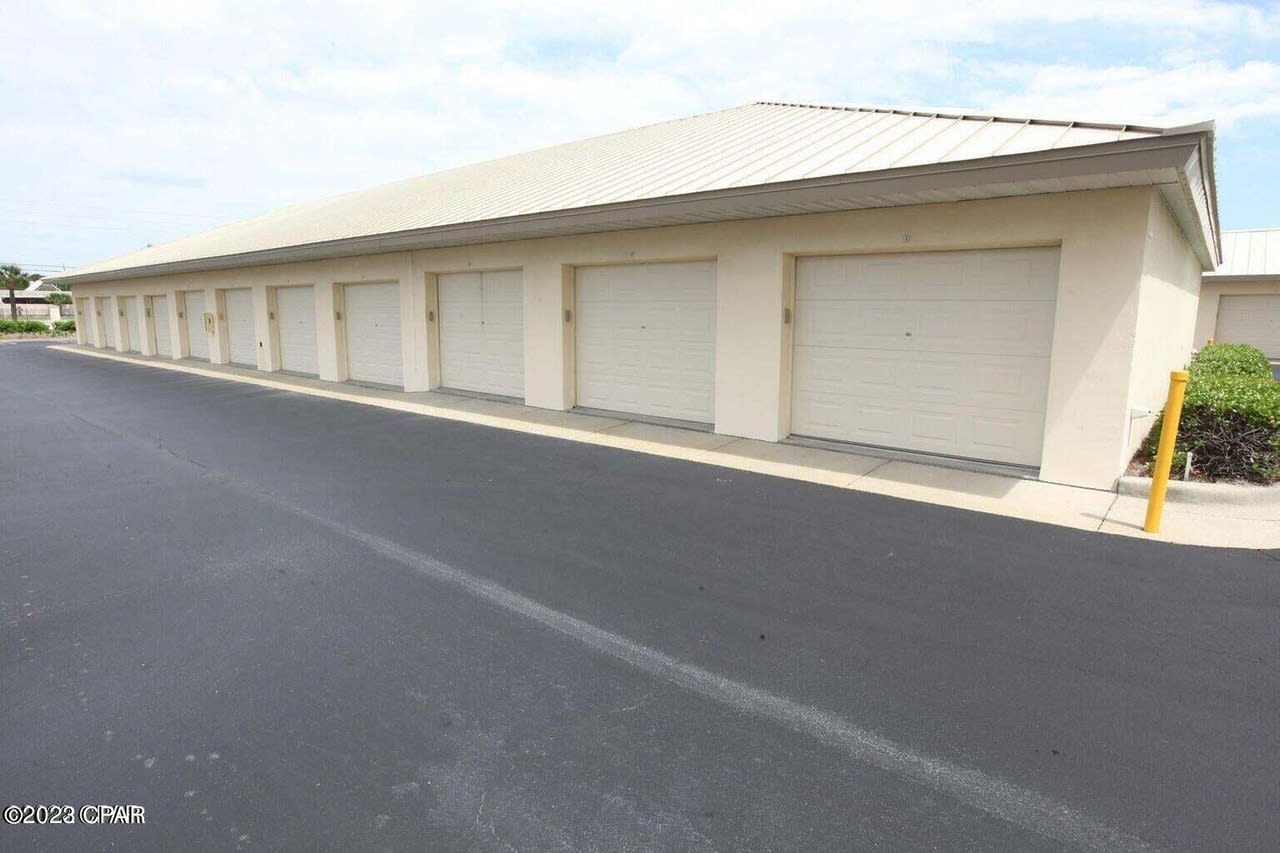 6323 THOMAS Drive Unit 802A