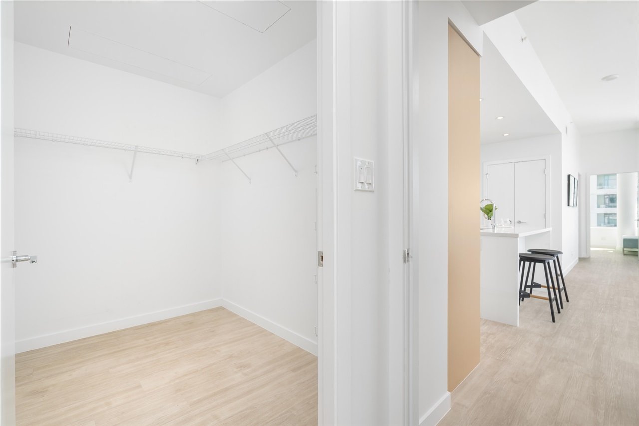 1602-1661 Quebec St