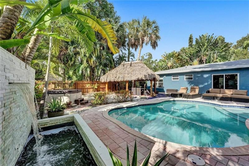 1454 SW 16th Ter