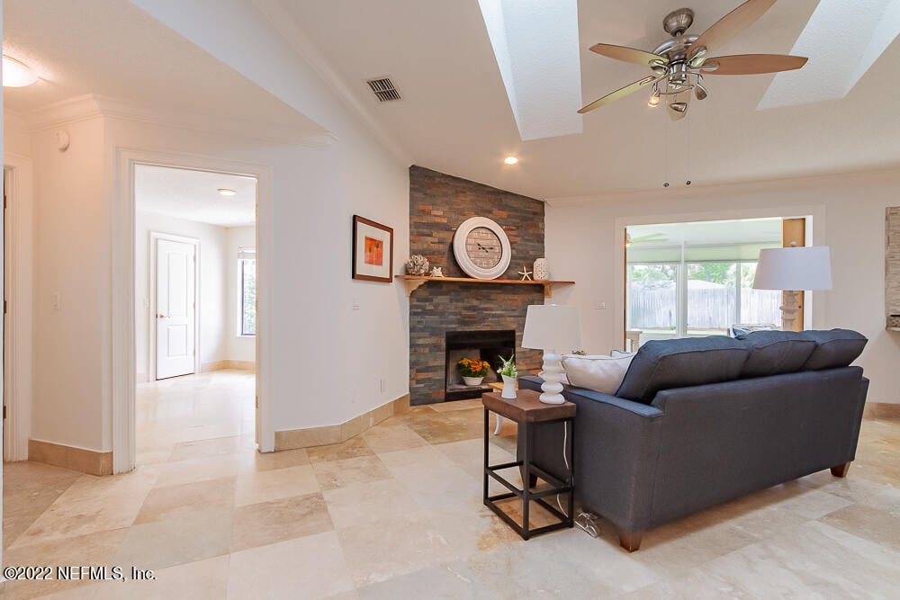 315 PHEASANT Run