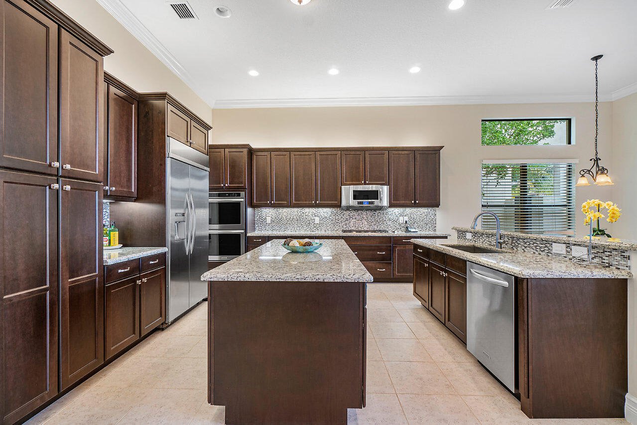 16578 Ambassador Bridge Rd