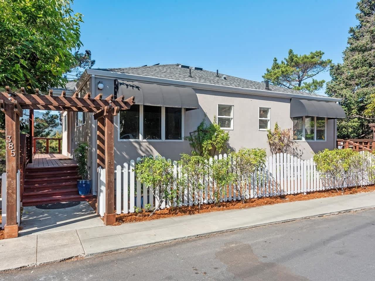 385 Bella Vista Ave