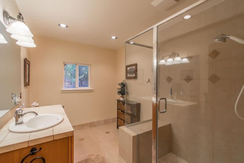 12802 Solvang Way