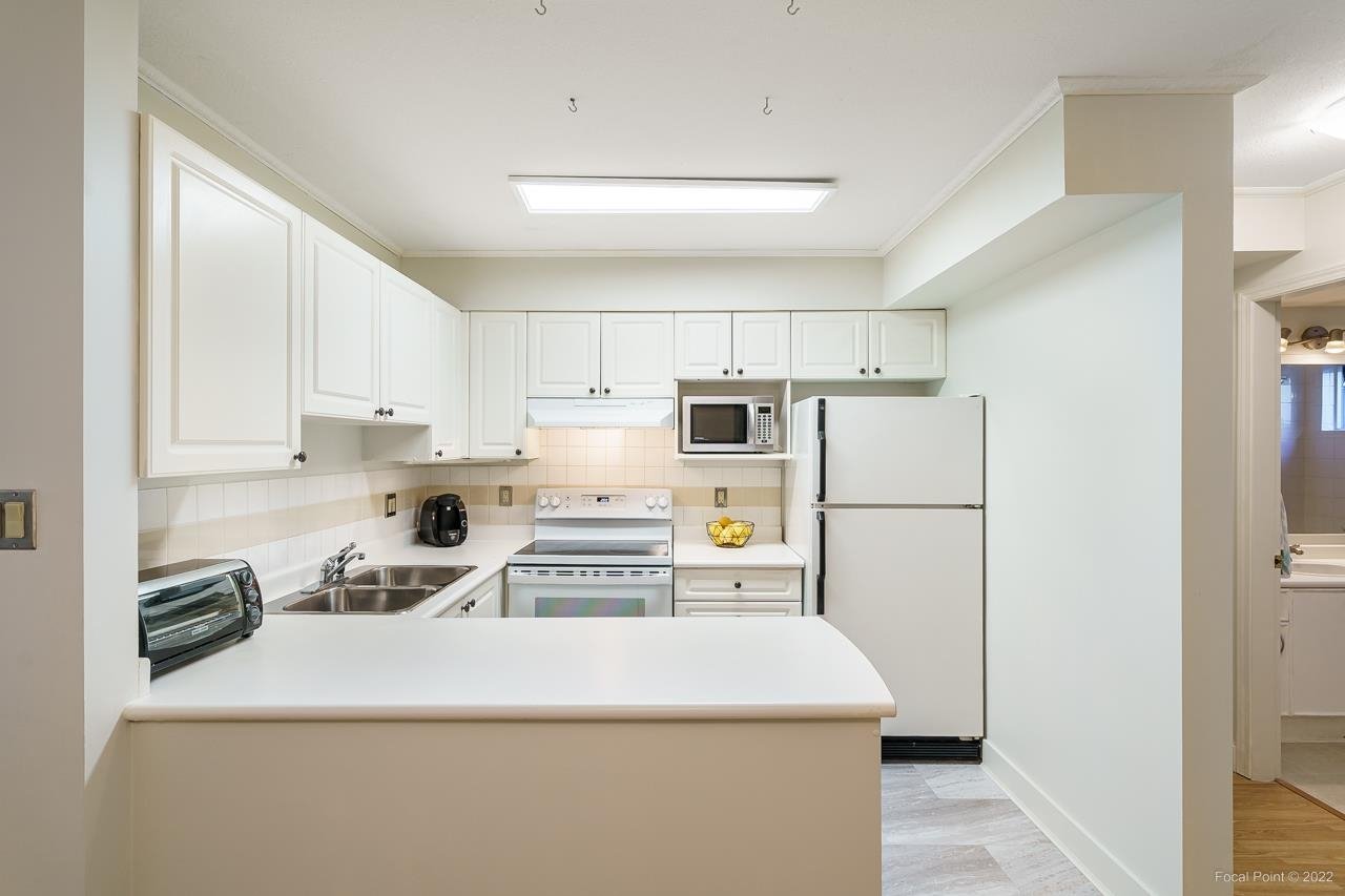 102-235 E 19th Ave