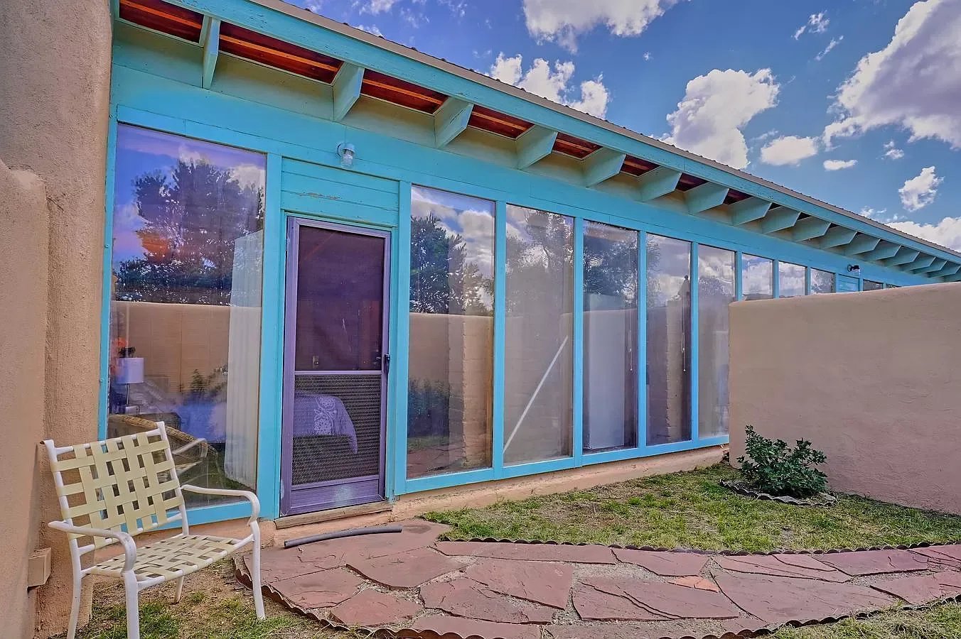 28 Alondra Rd