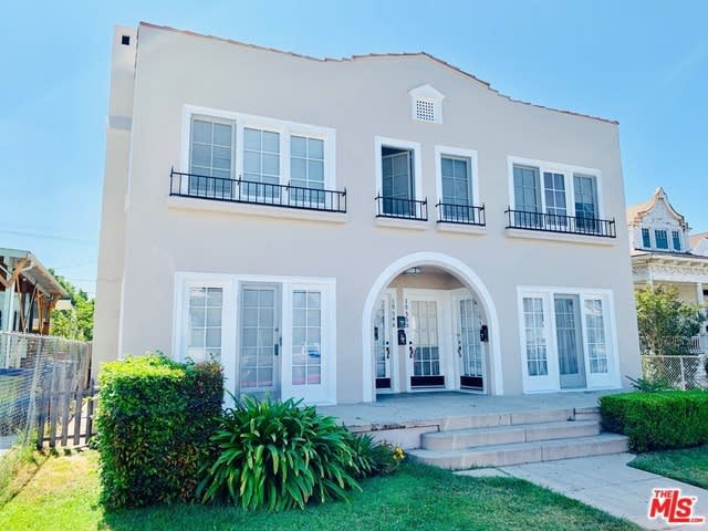 1954 Park Grove Ave