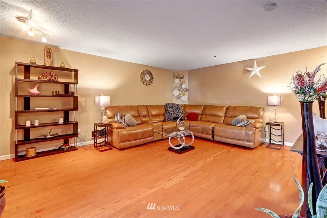 18606 52nd Ave W #211