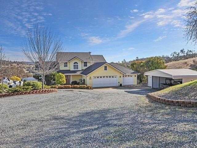 7051 Chaparral