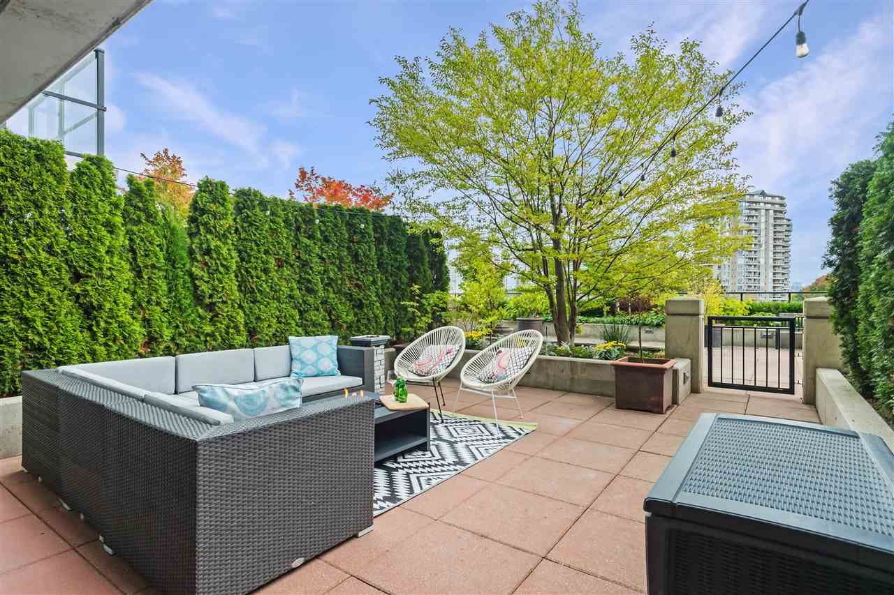 402-1 Renaissance Square