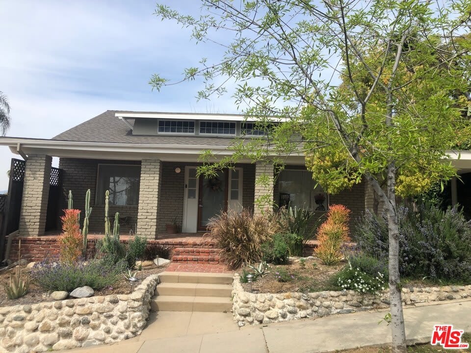 6225 Saylin Ln