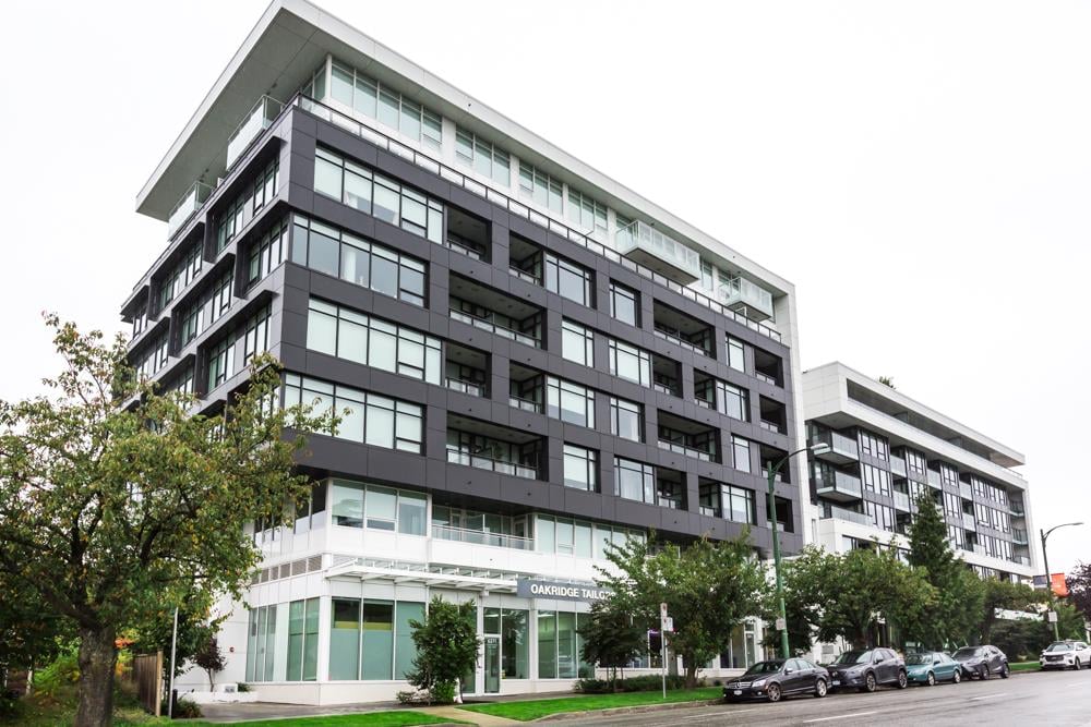 802-6383 Cambie St