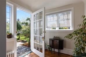 1051 Leslie Dr