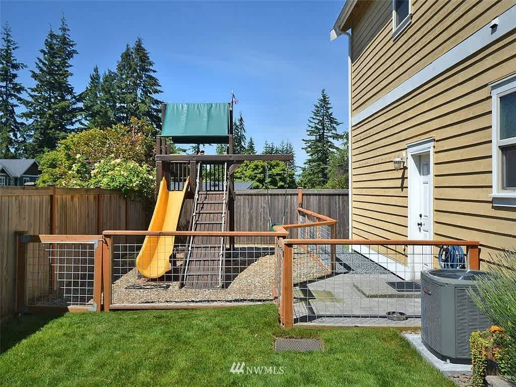 509 NW 195th St