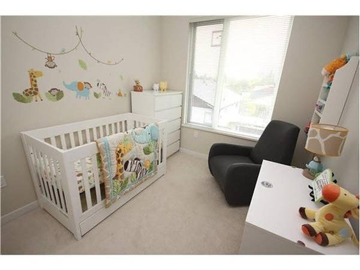 135-9399 Odlin Rd