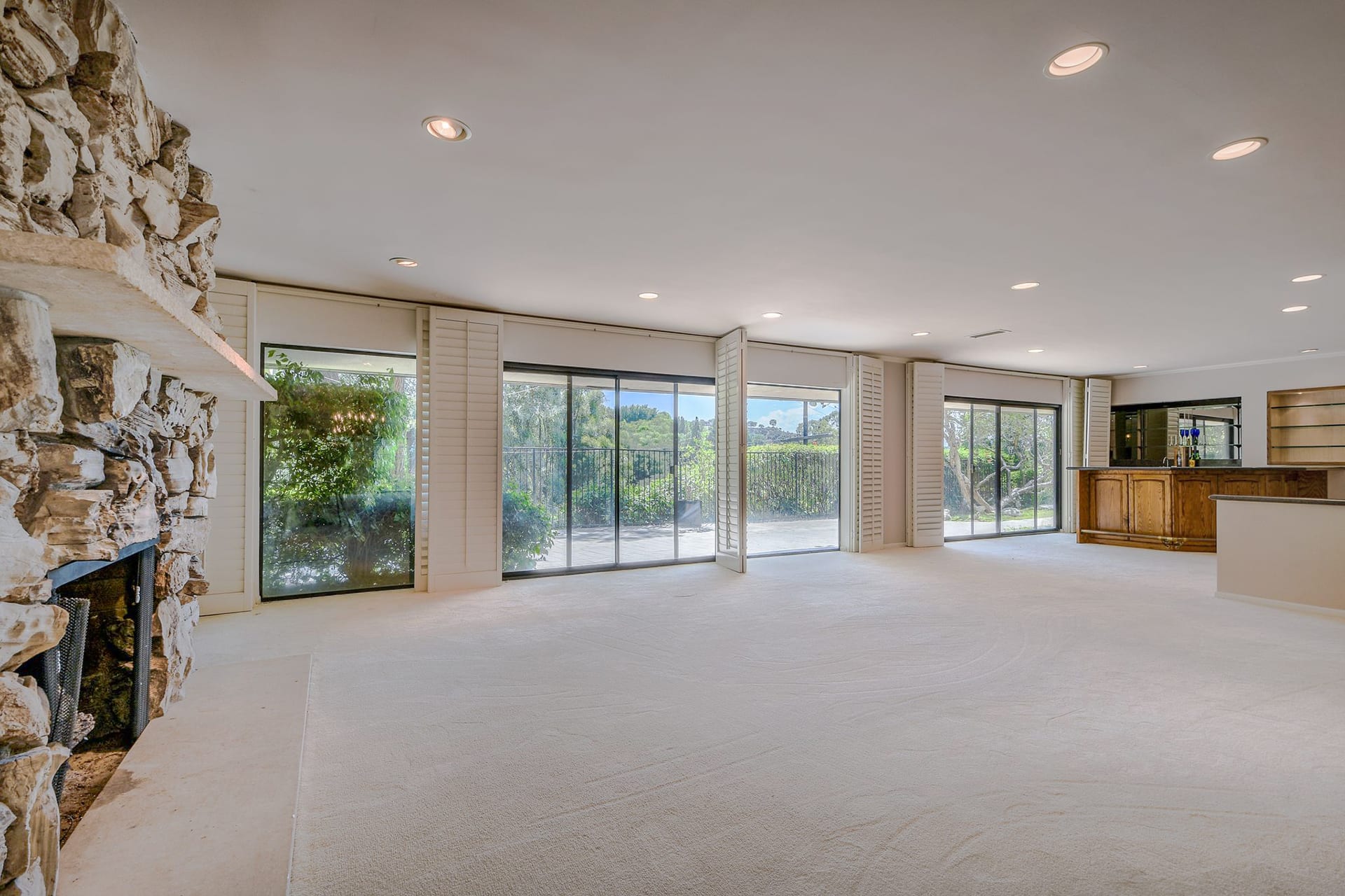 9545 Hidden Valley Rd, Hidden Valley Colony