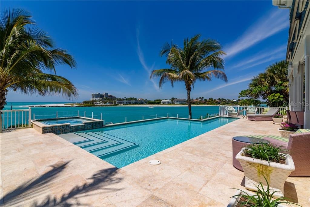 Estate on Lido Shores