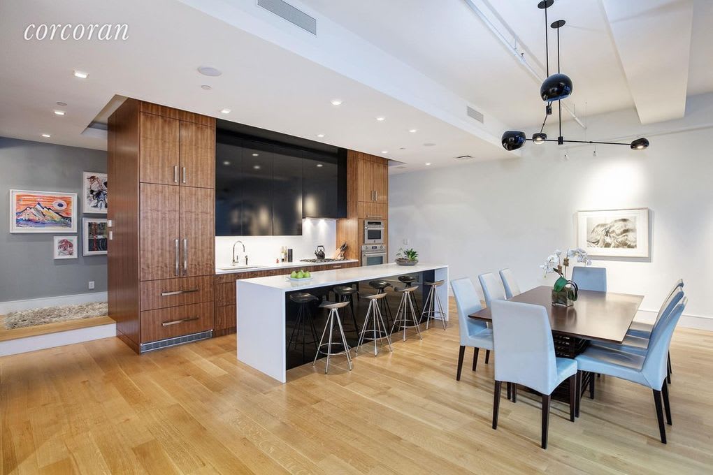 24 East 20th St 4
