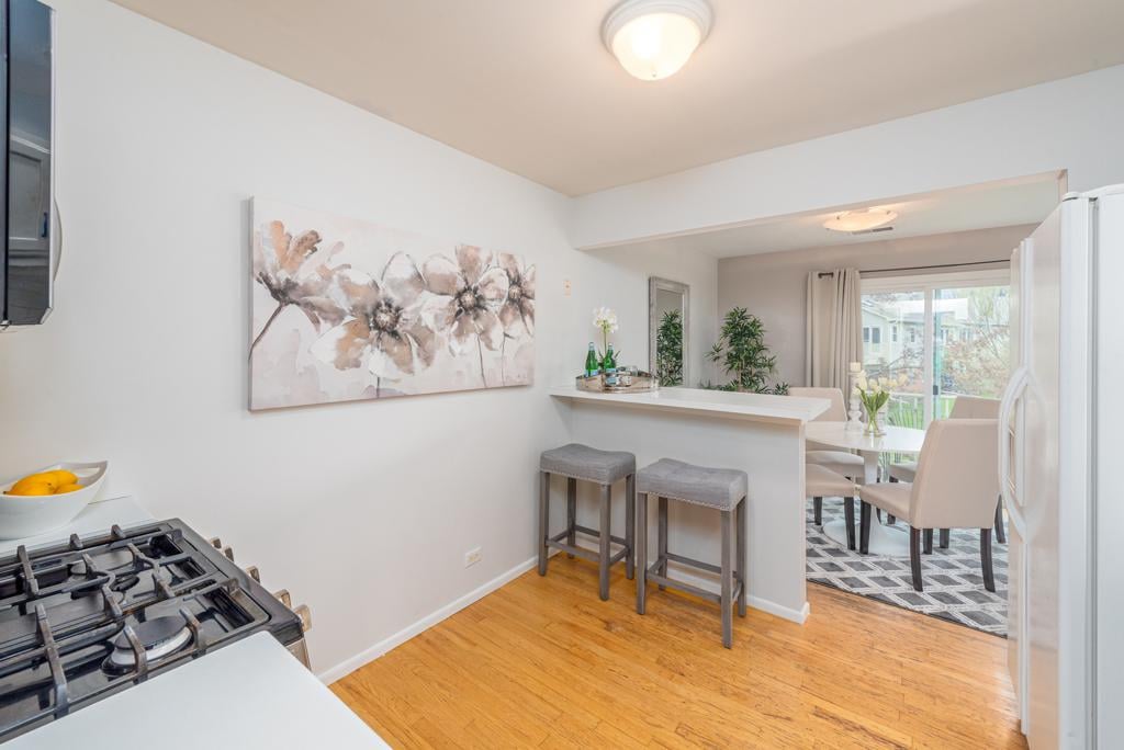 7 Aberdeen Ct, #W2