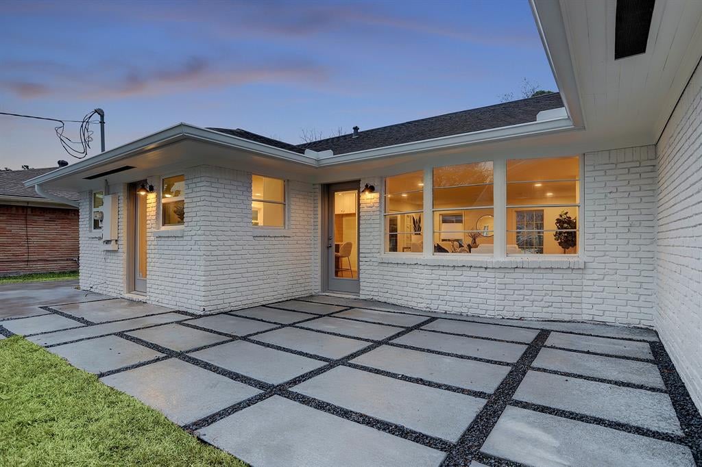 4319 Sarong Dr. 