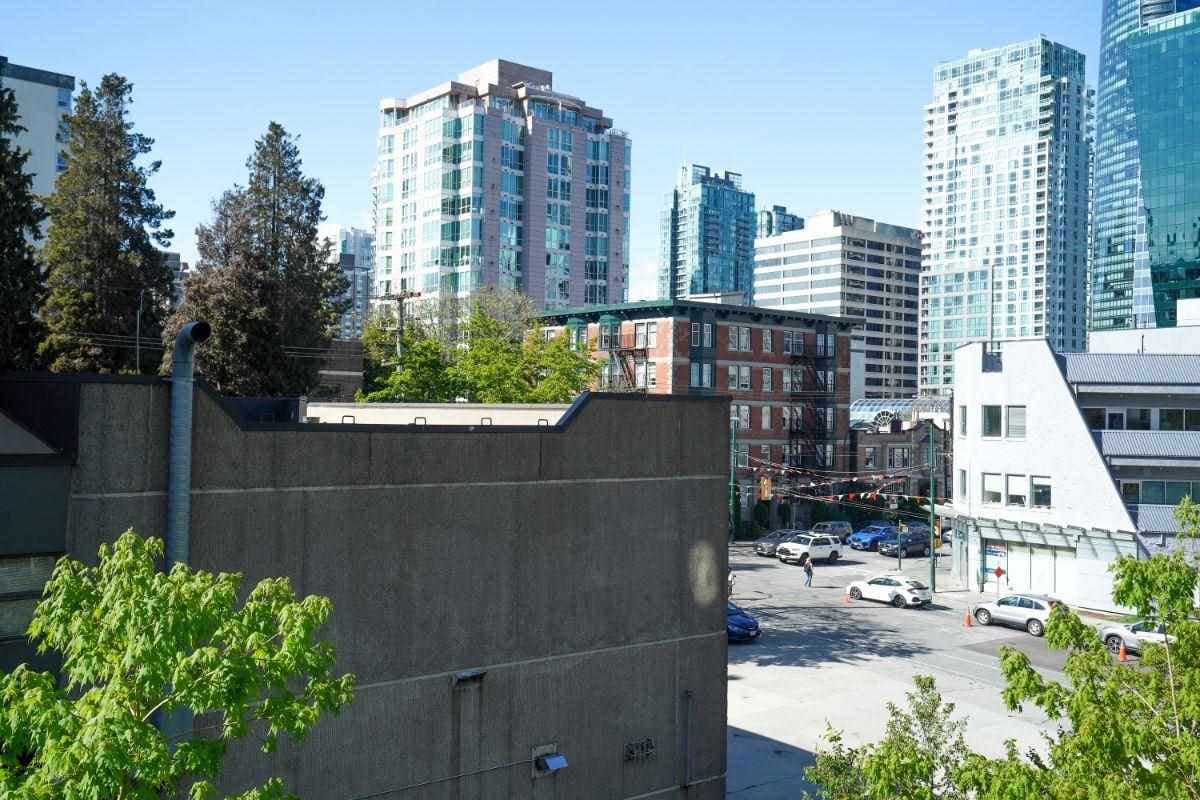 301-1050 Smithe Street, Vancouver
