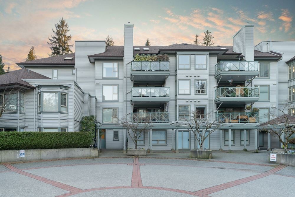311-3658 Banff Ct