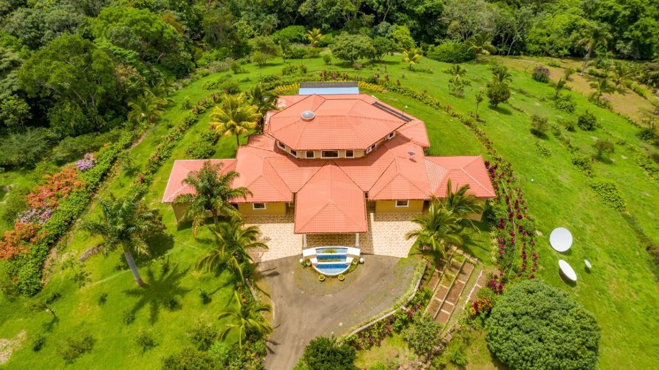 Waterfall Coffee Estate Villa, Atenas, Alajuela