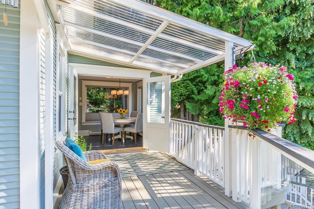 1139 Camrose Cres
