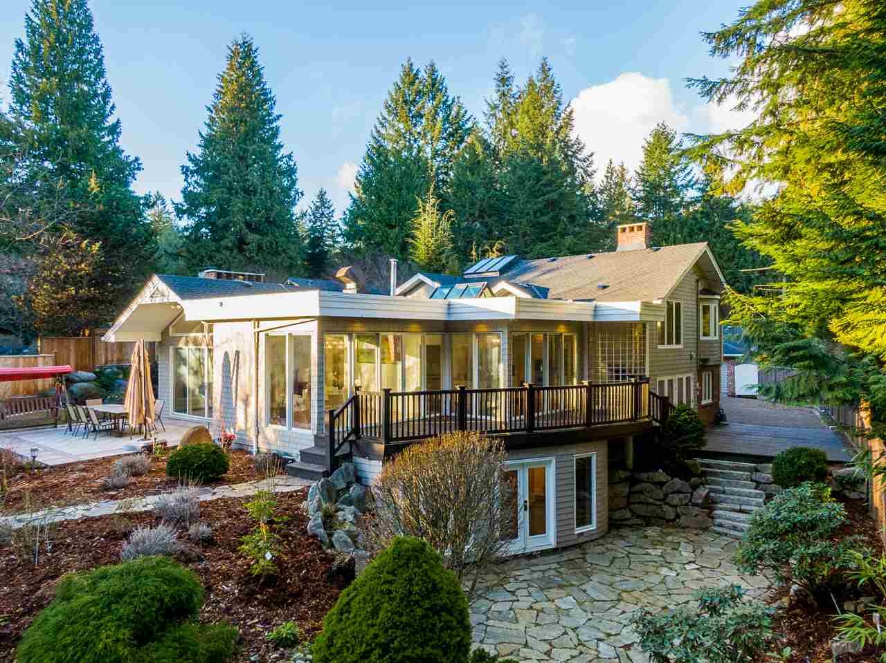 305 Stevens Dr