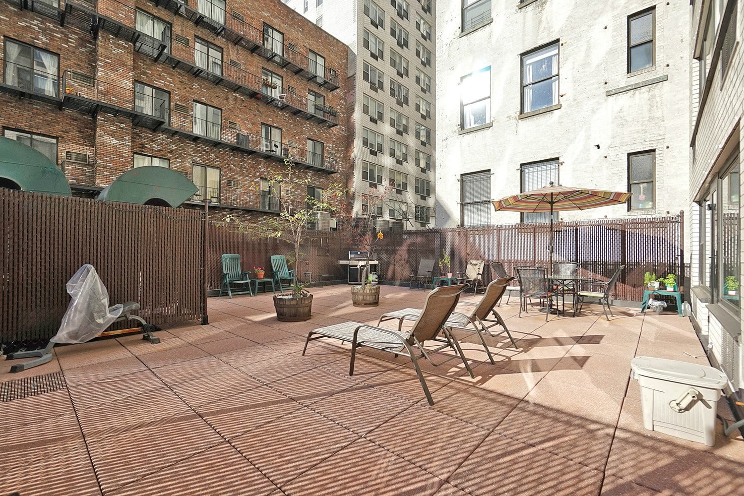 320 E 23rd St, Unit 2D