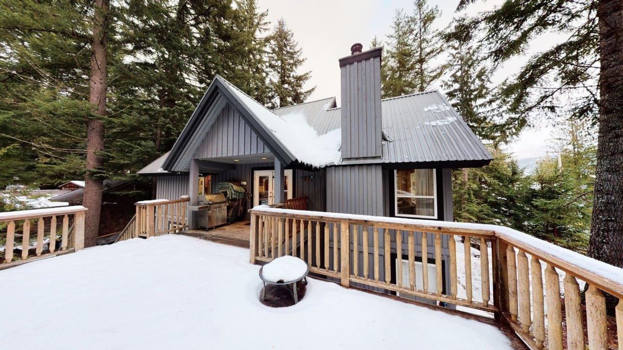 8365 Needles Drive, Whistler