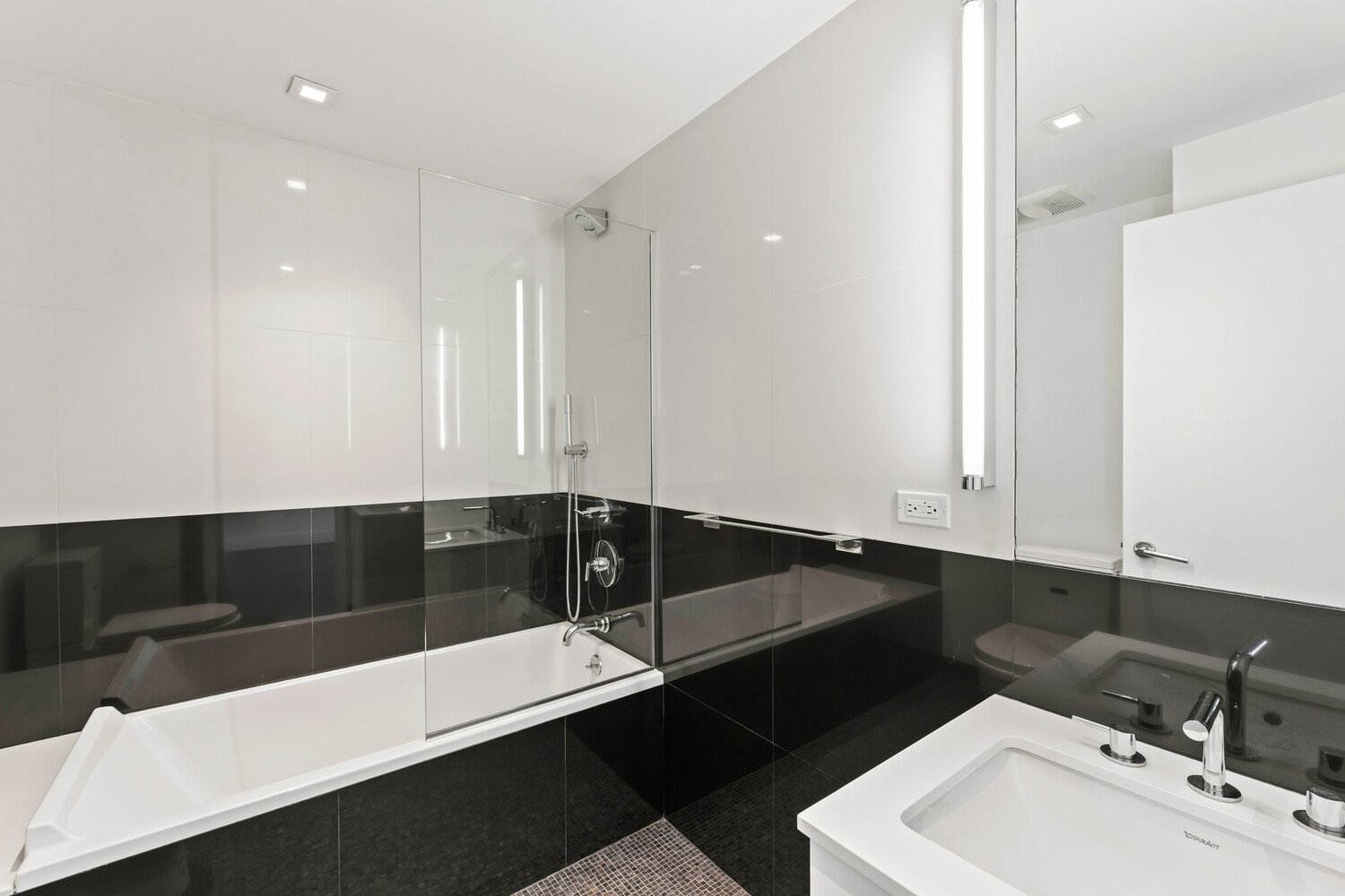 666 West End Avenue, Apt 19CG