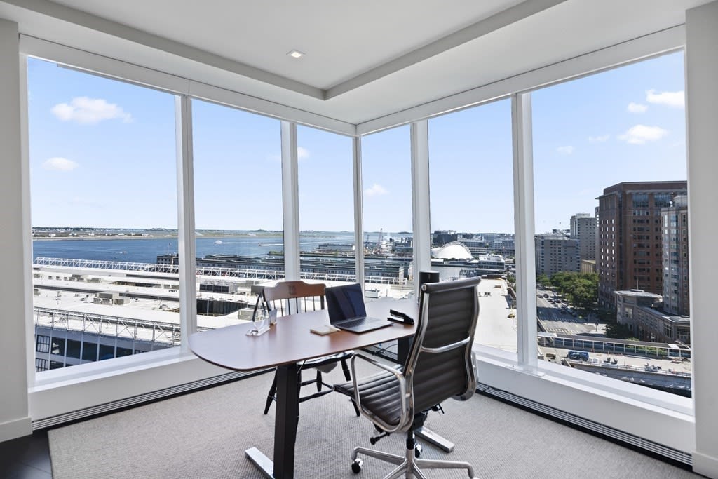 150 Seaport Blvd #16E