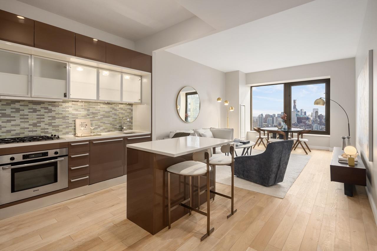 75 Wall Street, Apt 36-A