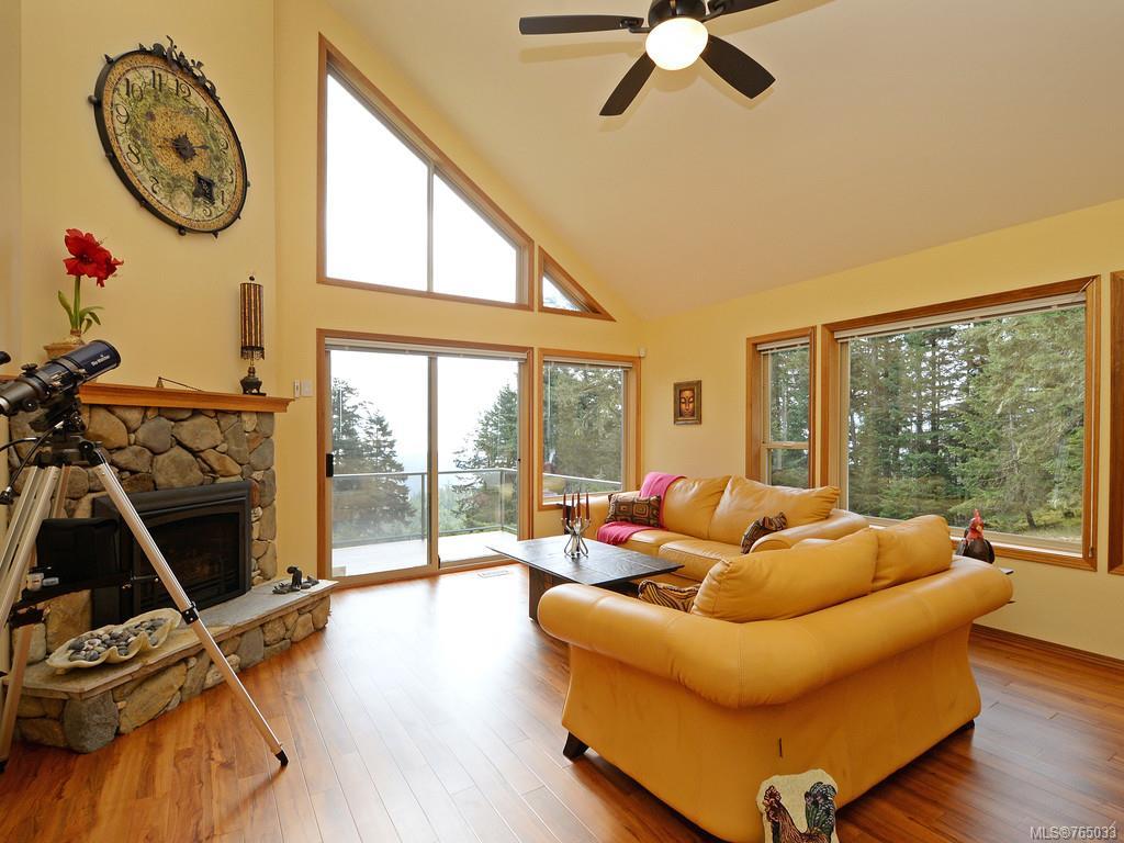 719 Cains Way, Sooke