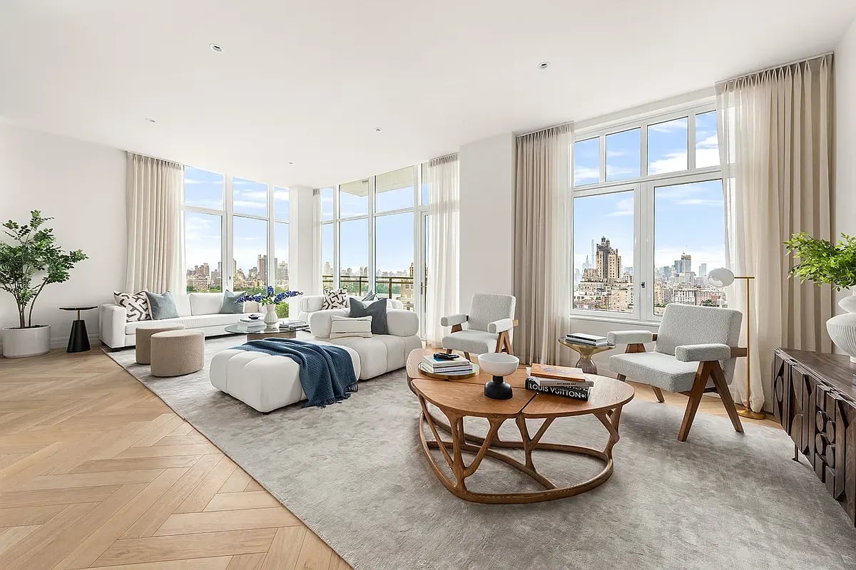 15 West 96th Street Unit: 21