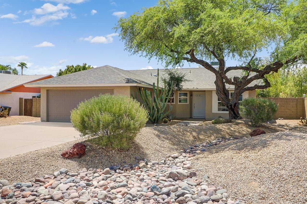 4241 E Ahwatukee Dr