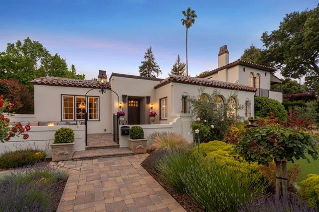 105 Hayward Ave