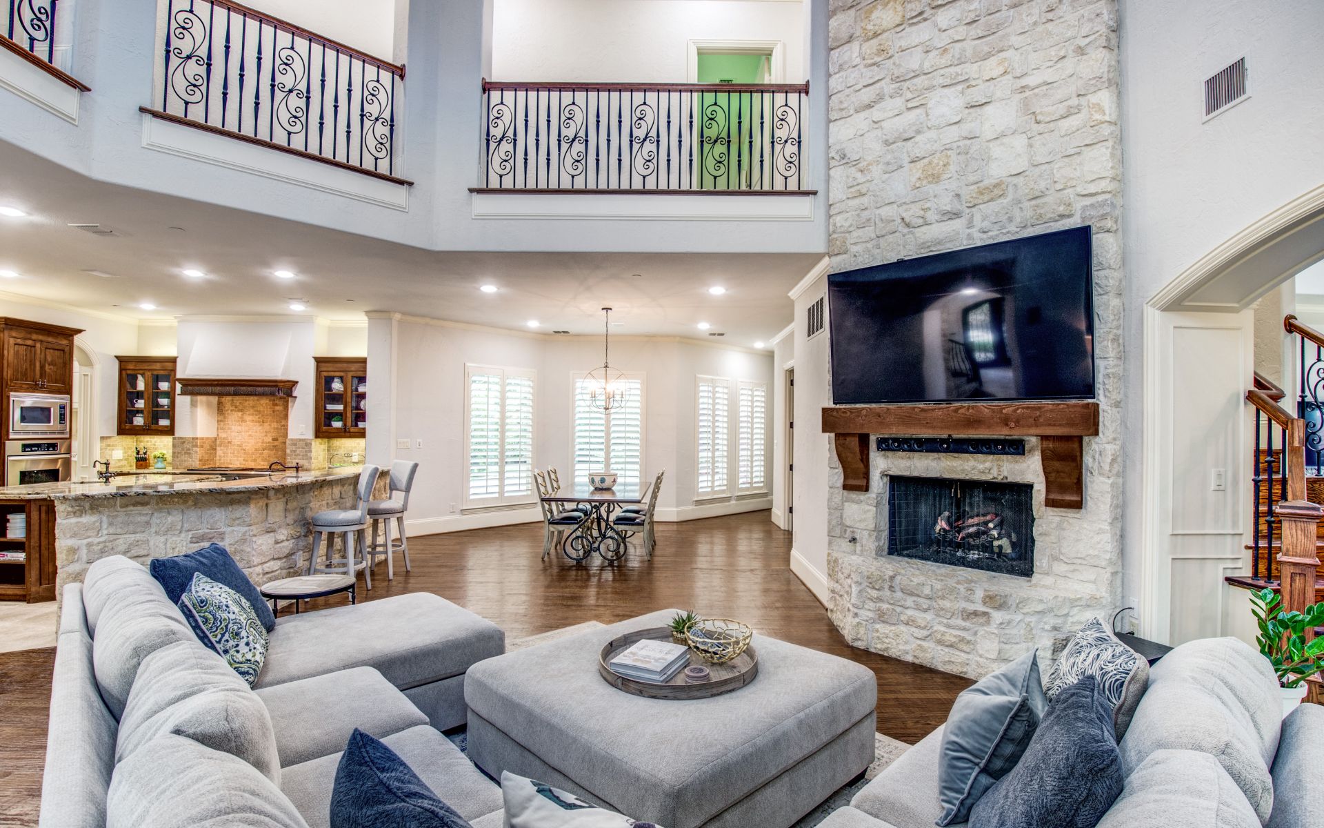Amazing Curb Appeal in Starwood!
