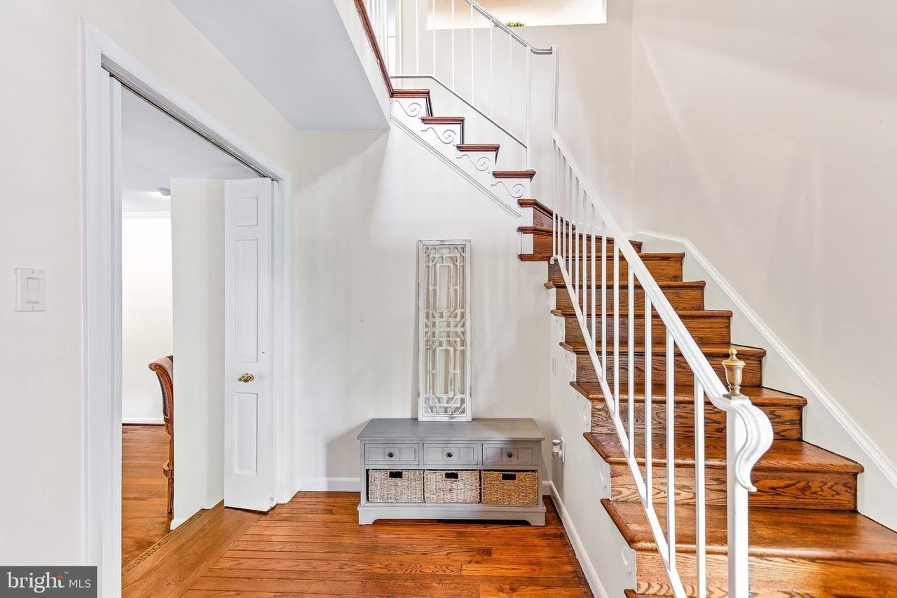 2128 Cathedral Ave NW - Buyer Represented