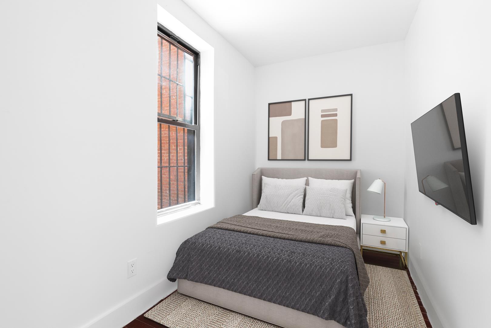 216 Macon Street, Apt 2