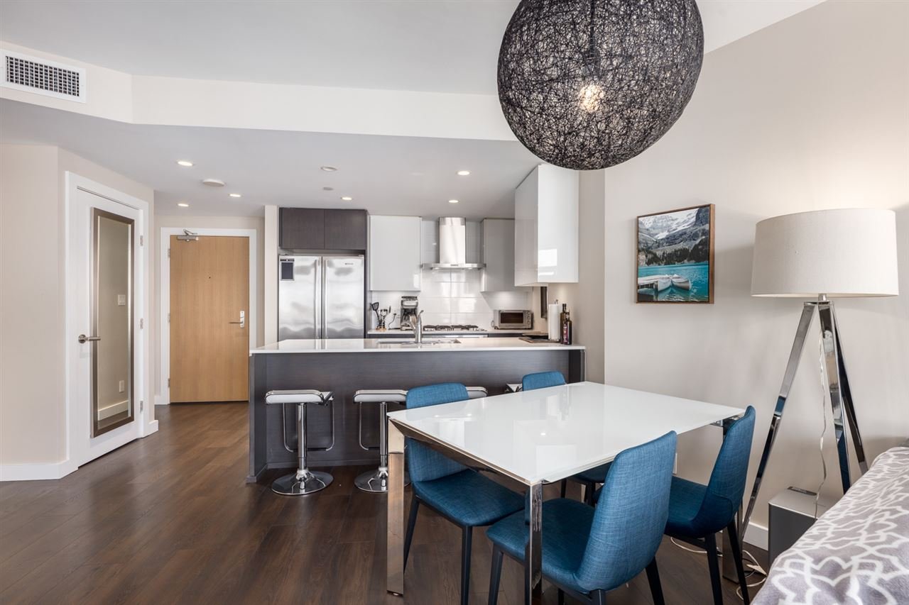 1709-1618 Quebec St