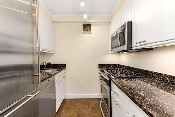 280 Rector Place, Apt 9-C