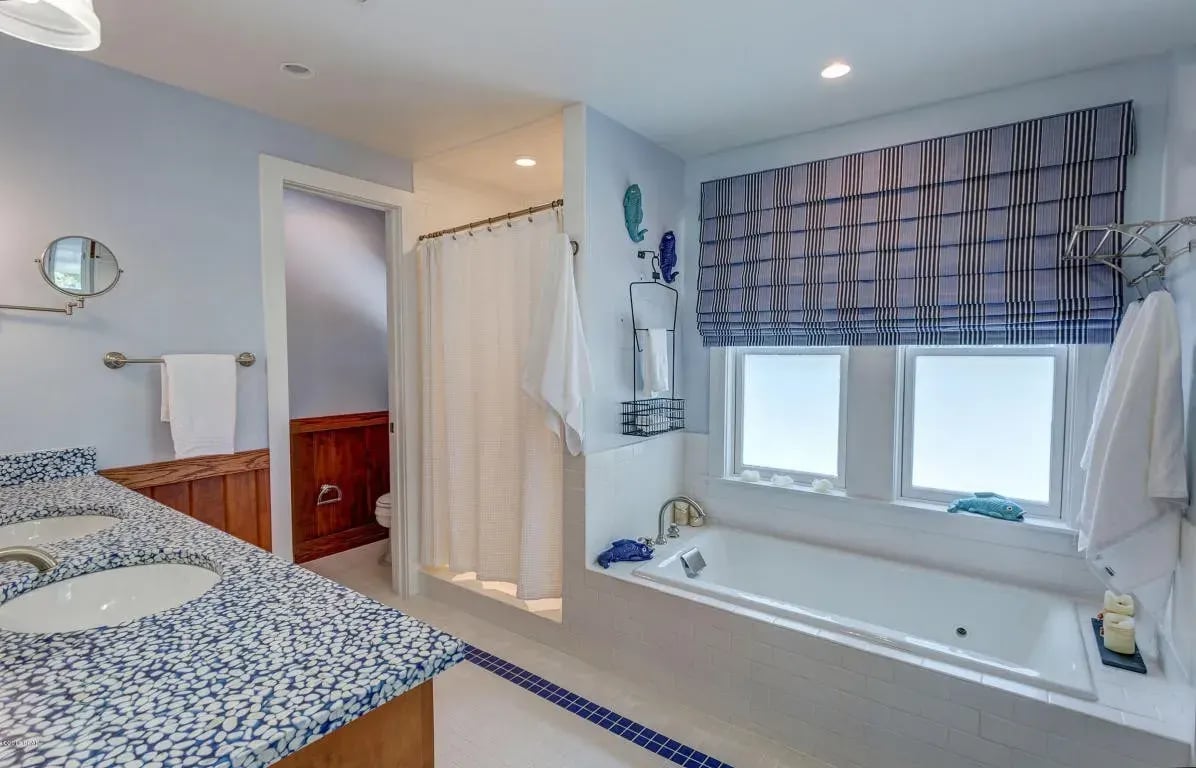 6402 RIVER BLUFF Trail