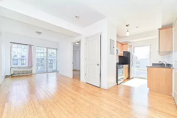 509 MYRTLE Avenue Unit: 3A