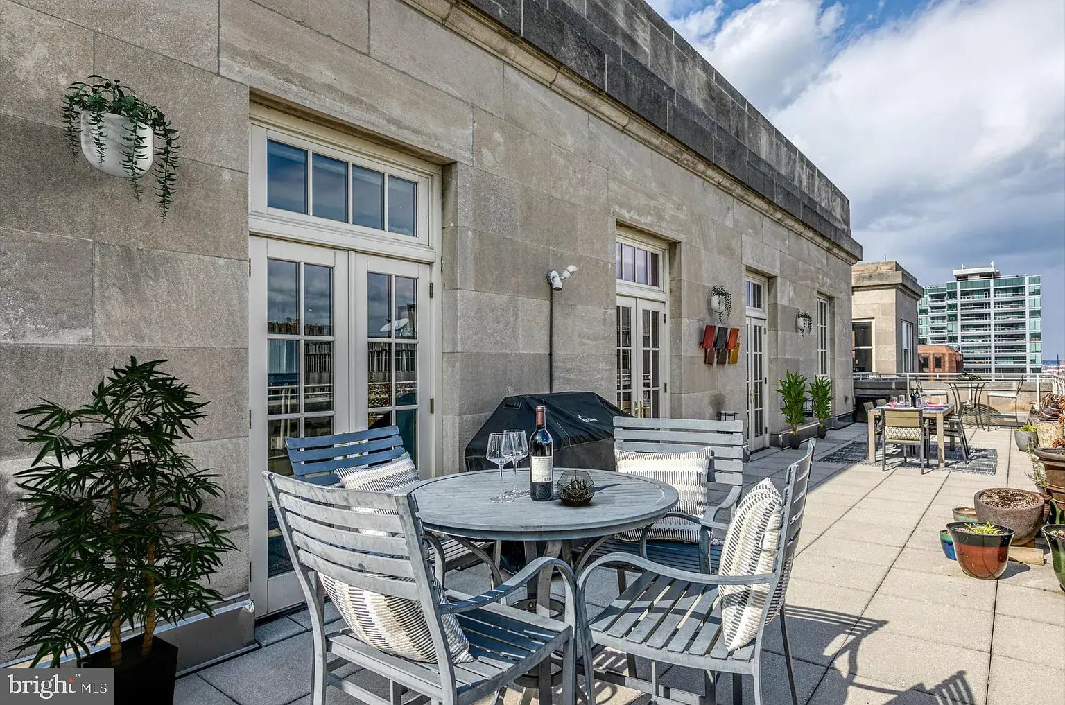 1600-18 Arch St #1921