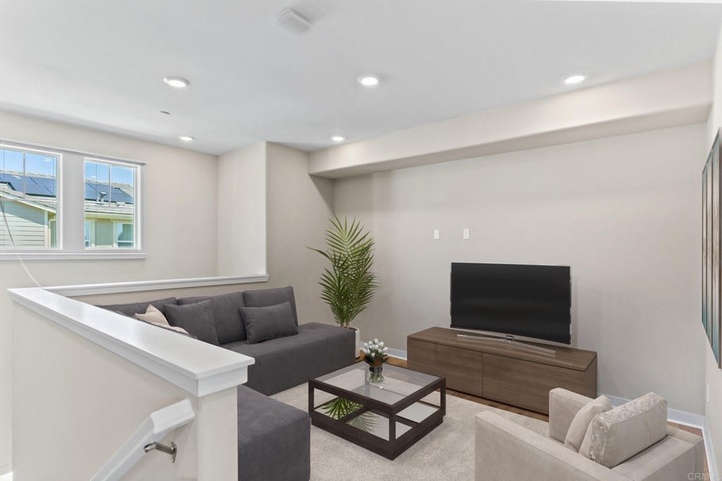1809 Artemisia Ct