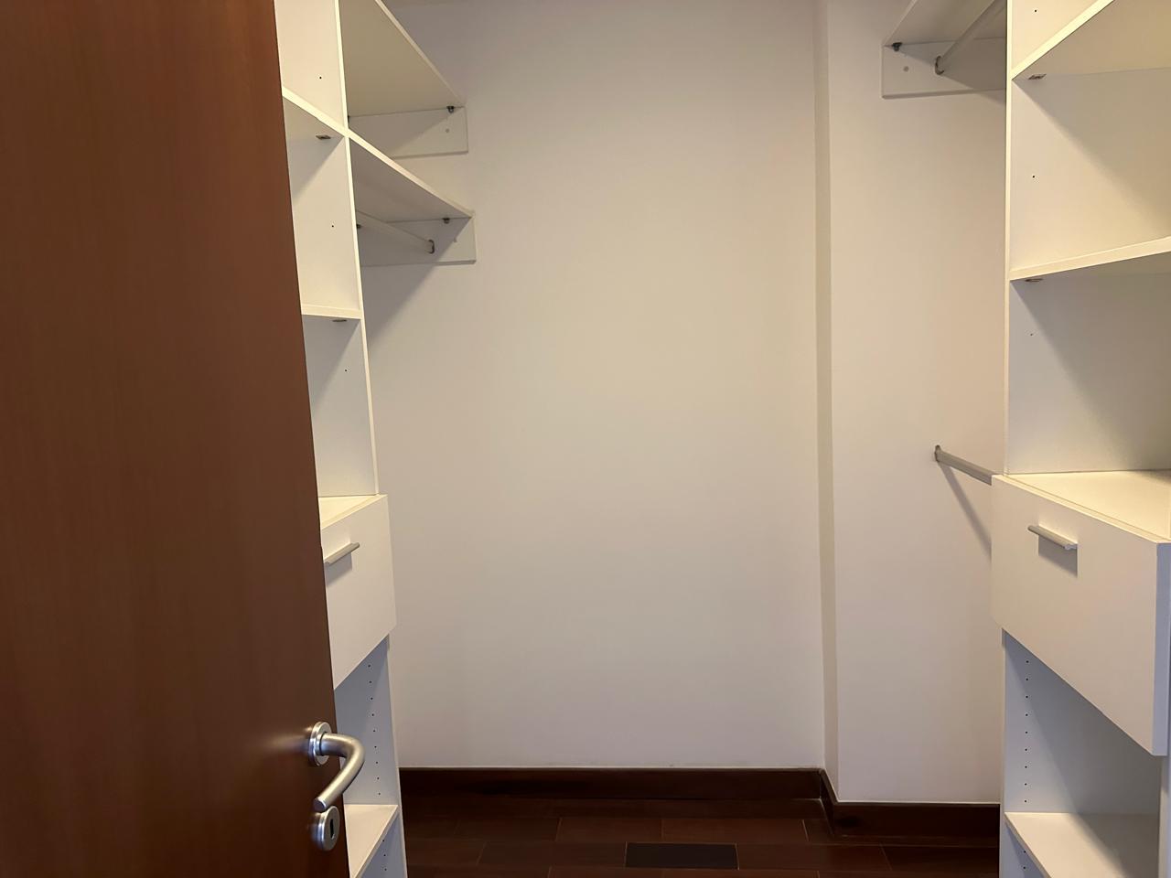 Spacious Mountain View Condo, Escazu, San Jose
